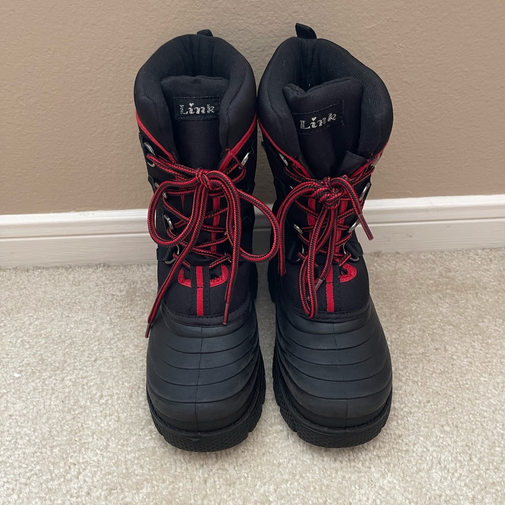 Link Snow Boots - Size: 2 - New without Tags